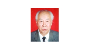 崔瑞珍.1980年－1984年任學(xué)校校長(zhǎng)；1984年－1989年任學(xué)校黨委書(shū)記