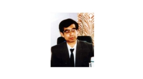 盧式中.1994年－2001年任學(xué)校黨委書(shū)記